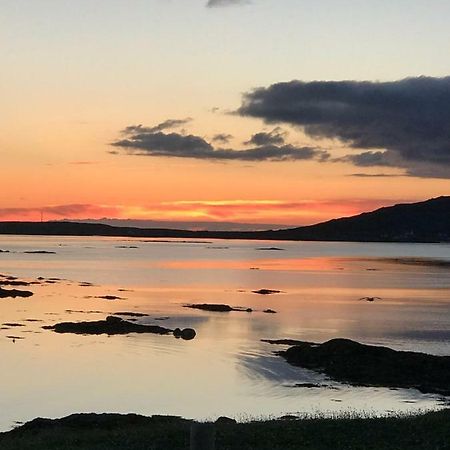 An Taigh Mor Bed & Breakfast Eriskay Bagian luar foto