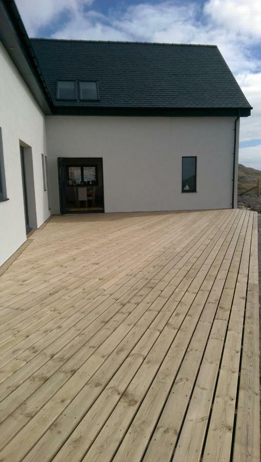 An Taigh Mor Bed & Breakfast Eriskay Bagian luar foto
