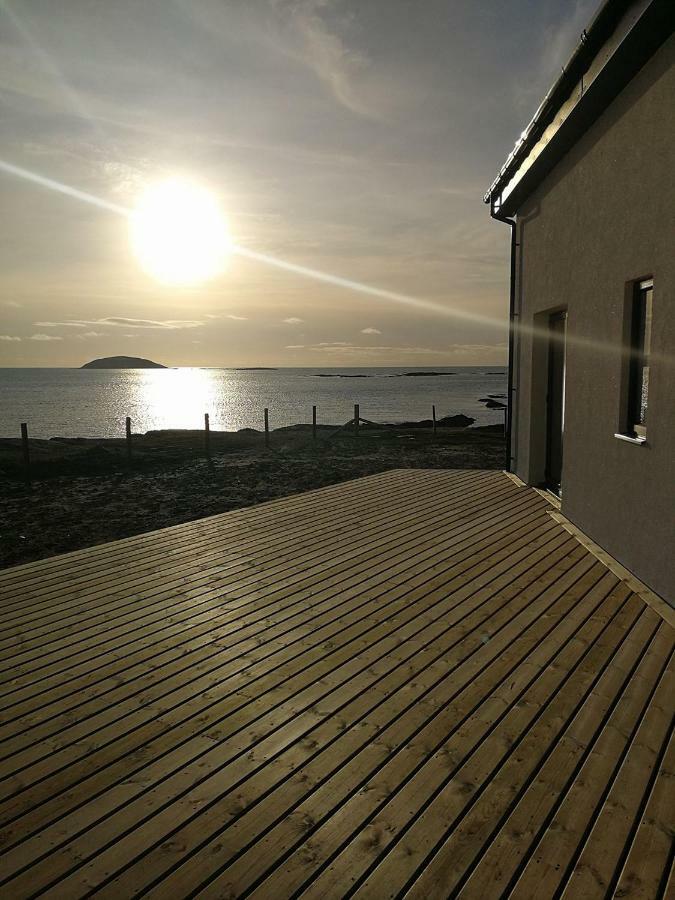 An Taigh Mor Bed & Breakfast Eriskay Bagian luar foto