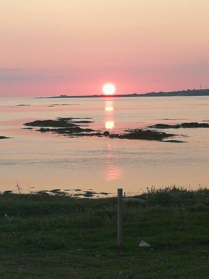 An Taigh Mor Bed & Breakfast Eriskay Bagian luar foto